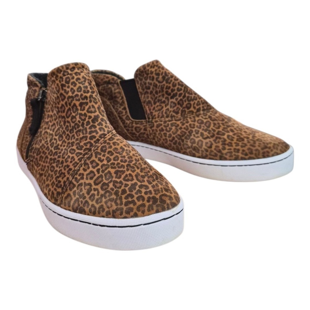 Clarks Women's Pawley Adwin Sneakers, Cheetah Print, 8.5W